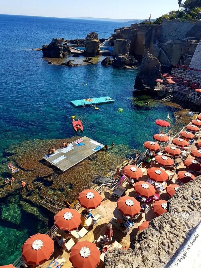 Villetta A Pochi Passi Dal Mare サンタ・チェザーレア・テルメ エクステリア 写真